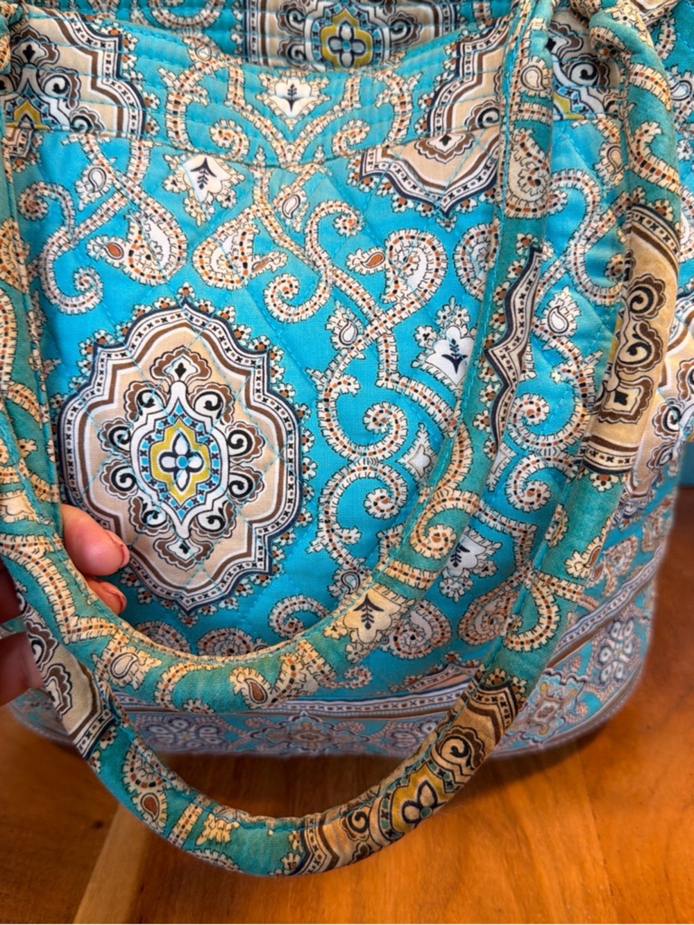 Vera Bradley Boho 2010s Quilted Zip Tote Turquoise Multi (GUC) - Picture 12 of 17
